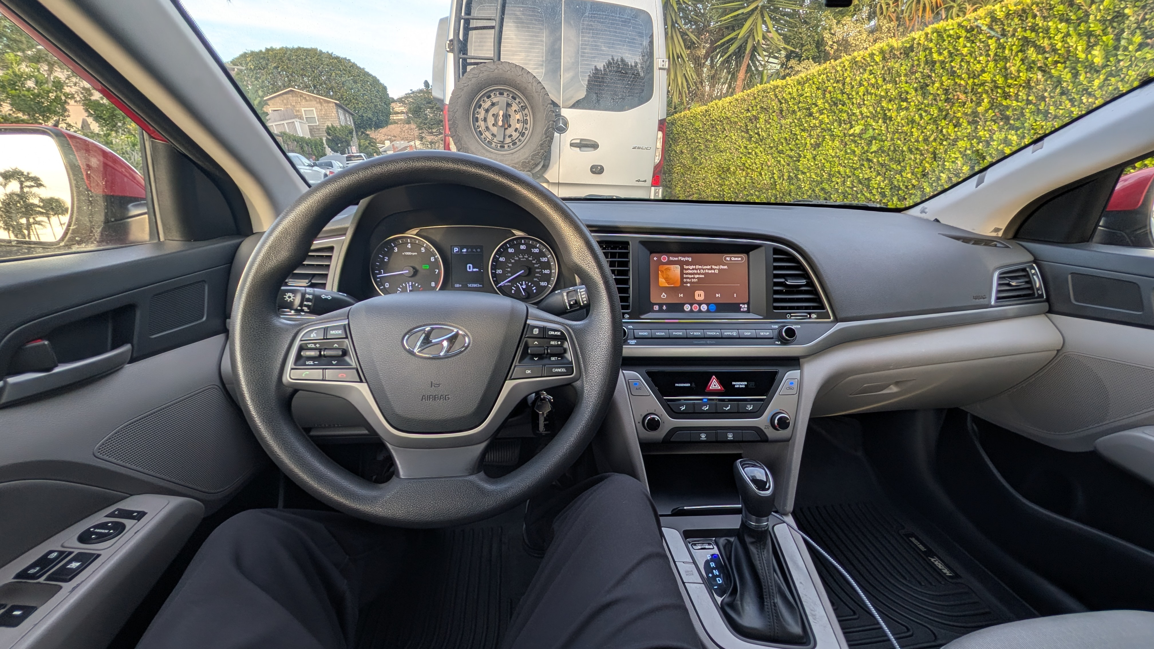Used 2018 Hyundai Elantra SEL FWD image 11