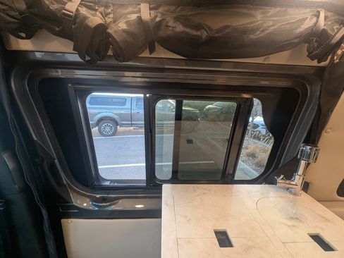 Used 2020 Mercedes-Benz Sprinter 2500 image 21