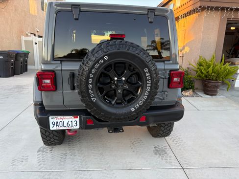 Used 2021 Jeep Wrangler Unlimited Rubicon image 5