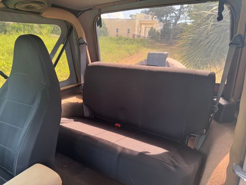 Used 1999 Jeep Wrangler Sahara AWD/4WD image 6