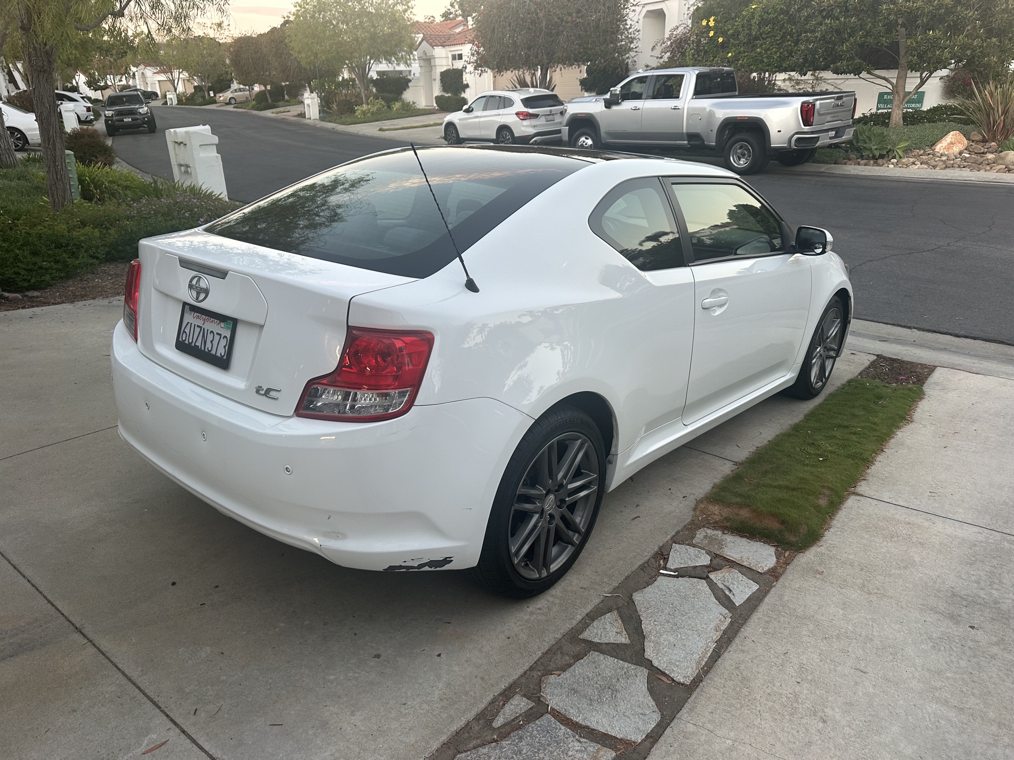 Used 2012 Scion tC FWD image 12