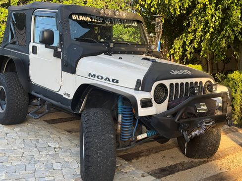 Used 2005 Jeep Wrangler Sport w/ 30" Tire & Wheel Group image 12