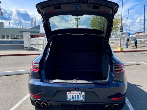Used 2017 Porsche Macan S image 11