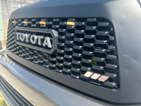 Used 2012 Toyota Sequoia Limited AWD/4WD image 8