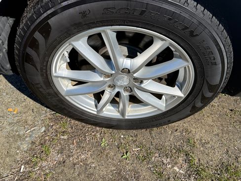 Used 2015 Land Rover Range Rover Sport SE AWD/4WD image 6