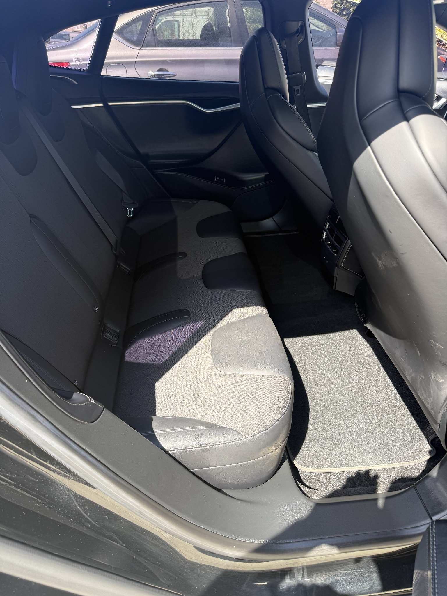 Used 2017 Tesla Model S 75 RWD image 14