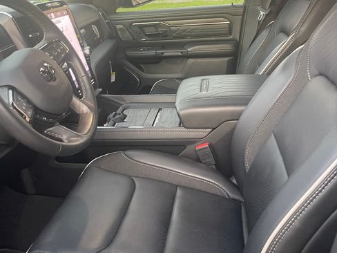 Used 2025 RAM 1500 Limited w/ Off Road Group image 11