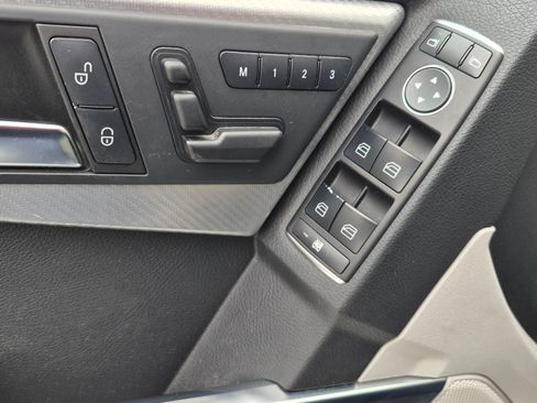 Used 2013 Mercedes-Benz GLK 250 GLK 250 BlueTEC 4MATIC Sport U image 8