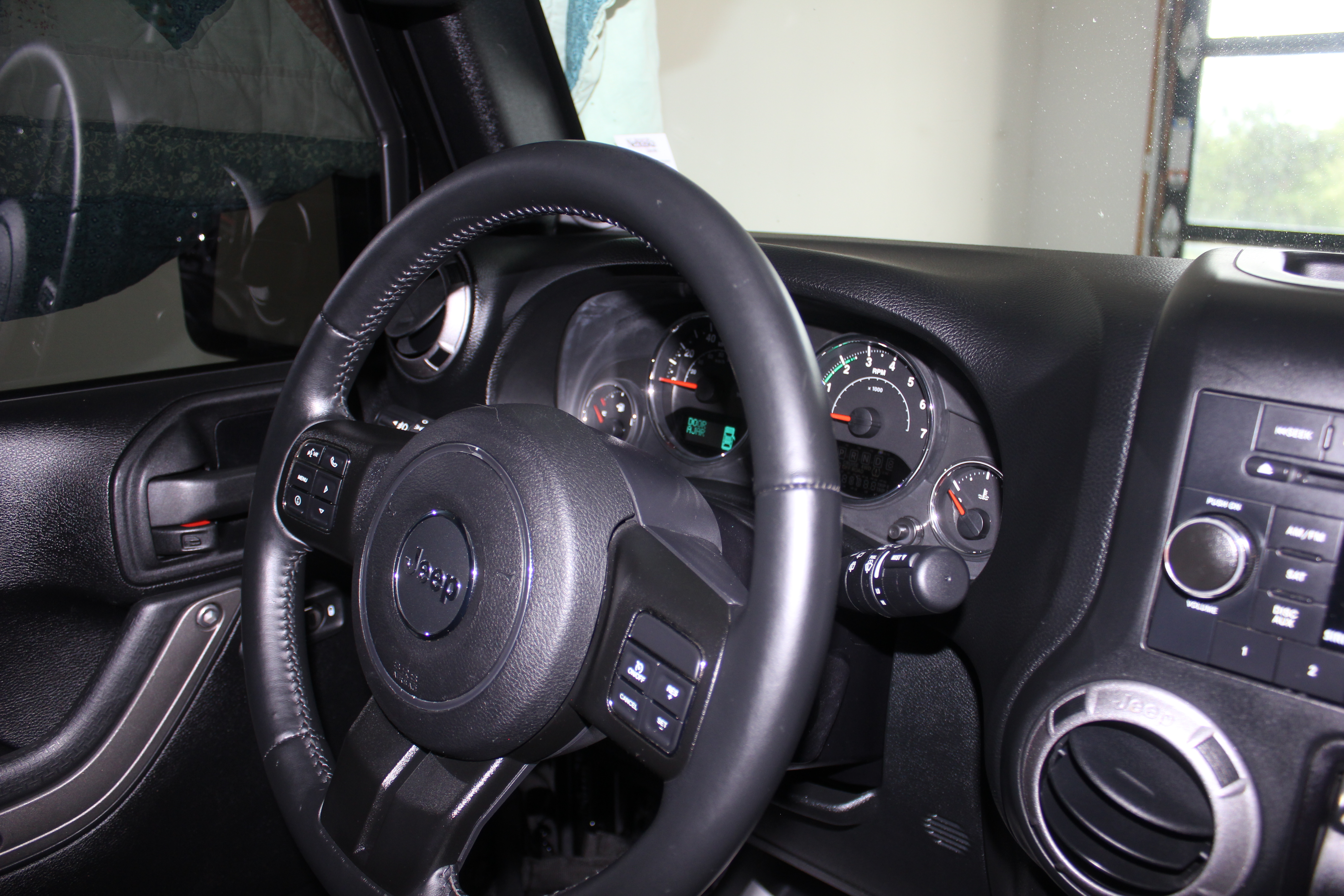 Used 2013 Jeep Wrangler Sport AWD/4WD image 24