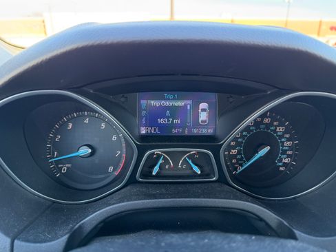 Used 2012 Ford Focus SE image 9