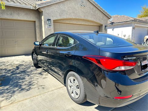 Used 2016 Hyundai Elantra SE image 6
