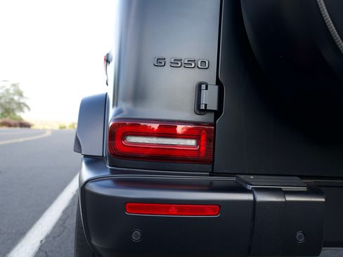 Used 2021 Mercedes-Benz G 550 image 14