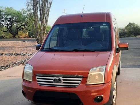 Used 2013 Ford Transit Connect XLT Premium FWD image 1