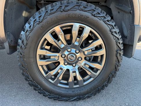 Used 2016 Nissan Titan Platinum Reserve image 11