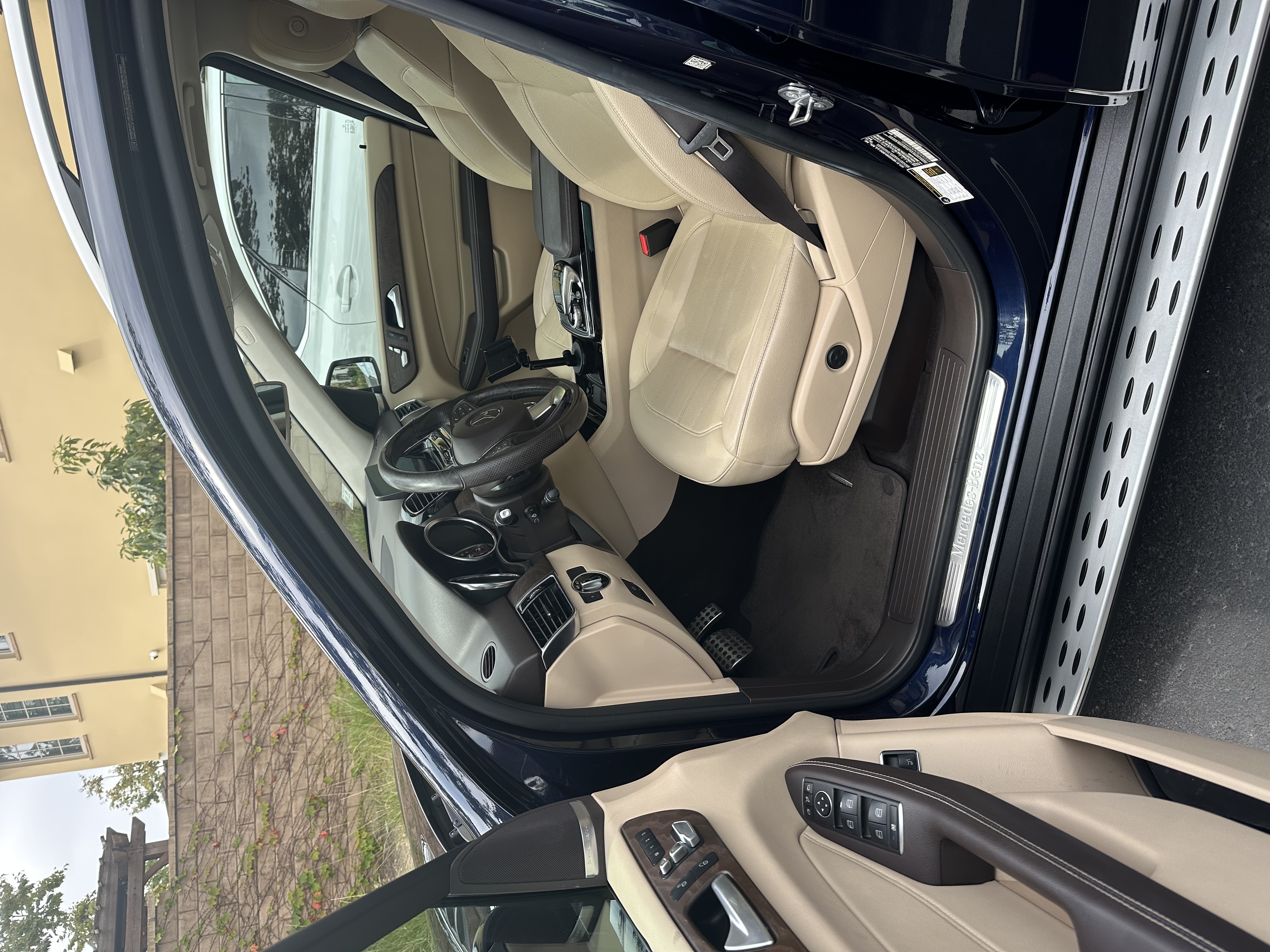 Used 2019 Mercedes-Benz GLE 400 4MATIC image 8