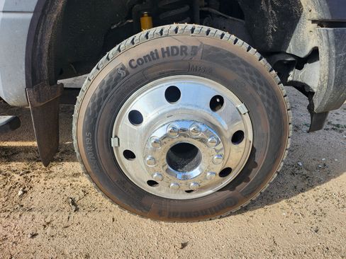 Used 2017 Ford F550 XL 179 W.B. 4D image 9