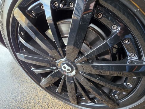 Used 2012 Bentley Mulsanne RWD image 14