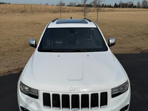 Used 2014 Jeep Grand Cherokee Limited w/ Luxury Group II image 8