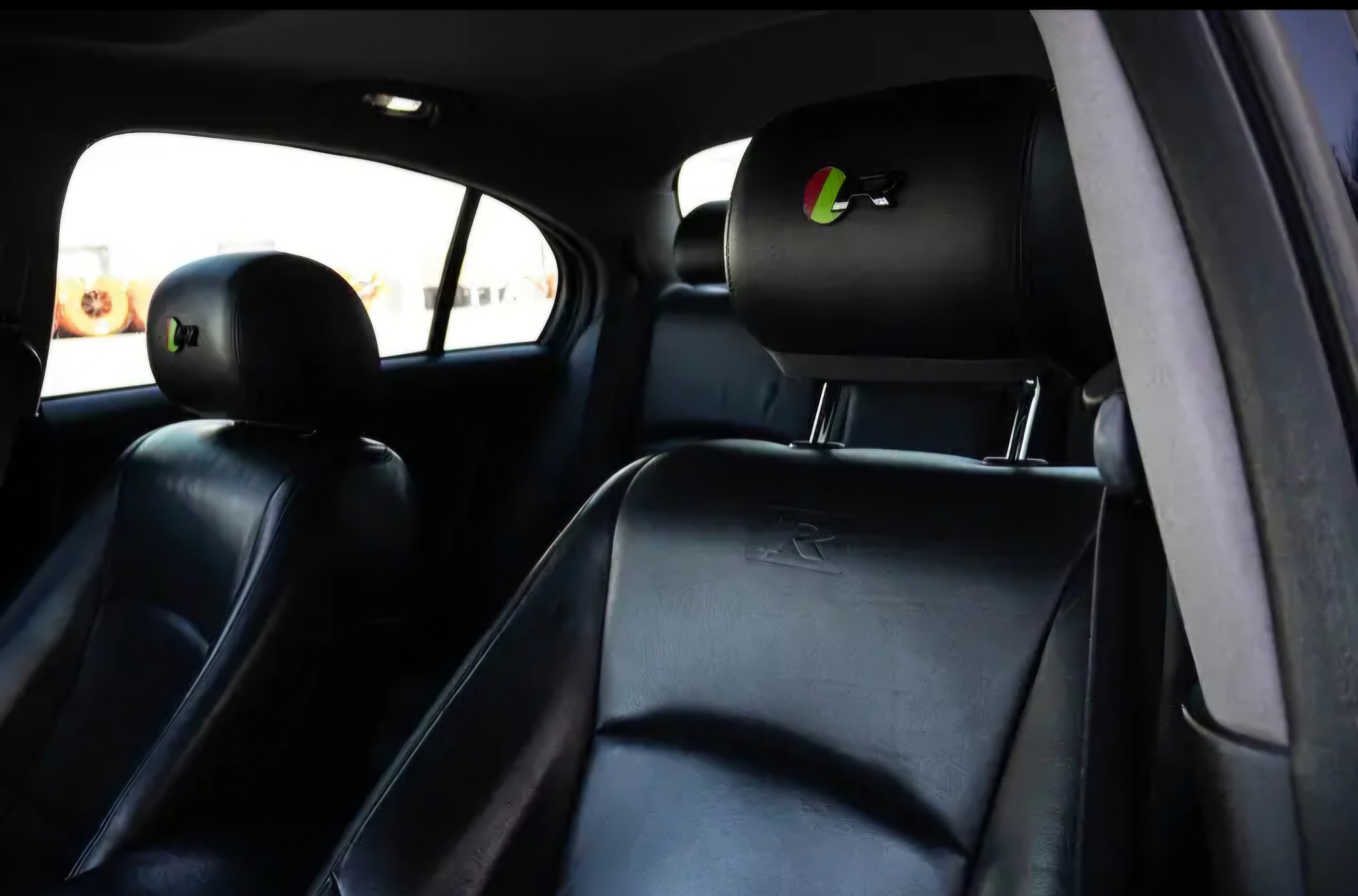 Used 2006 Jaguar S-TYPE R RWD image 6