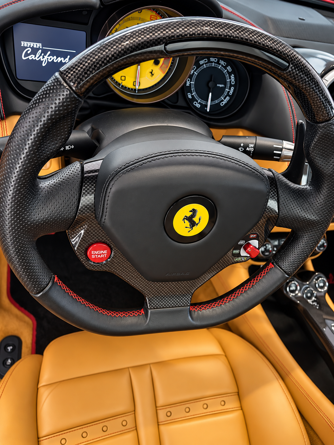 Used 2012 Ferrari California RWD image 10