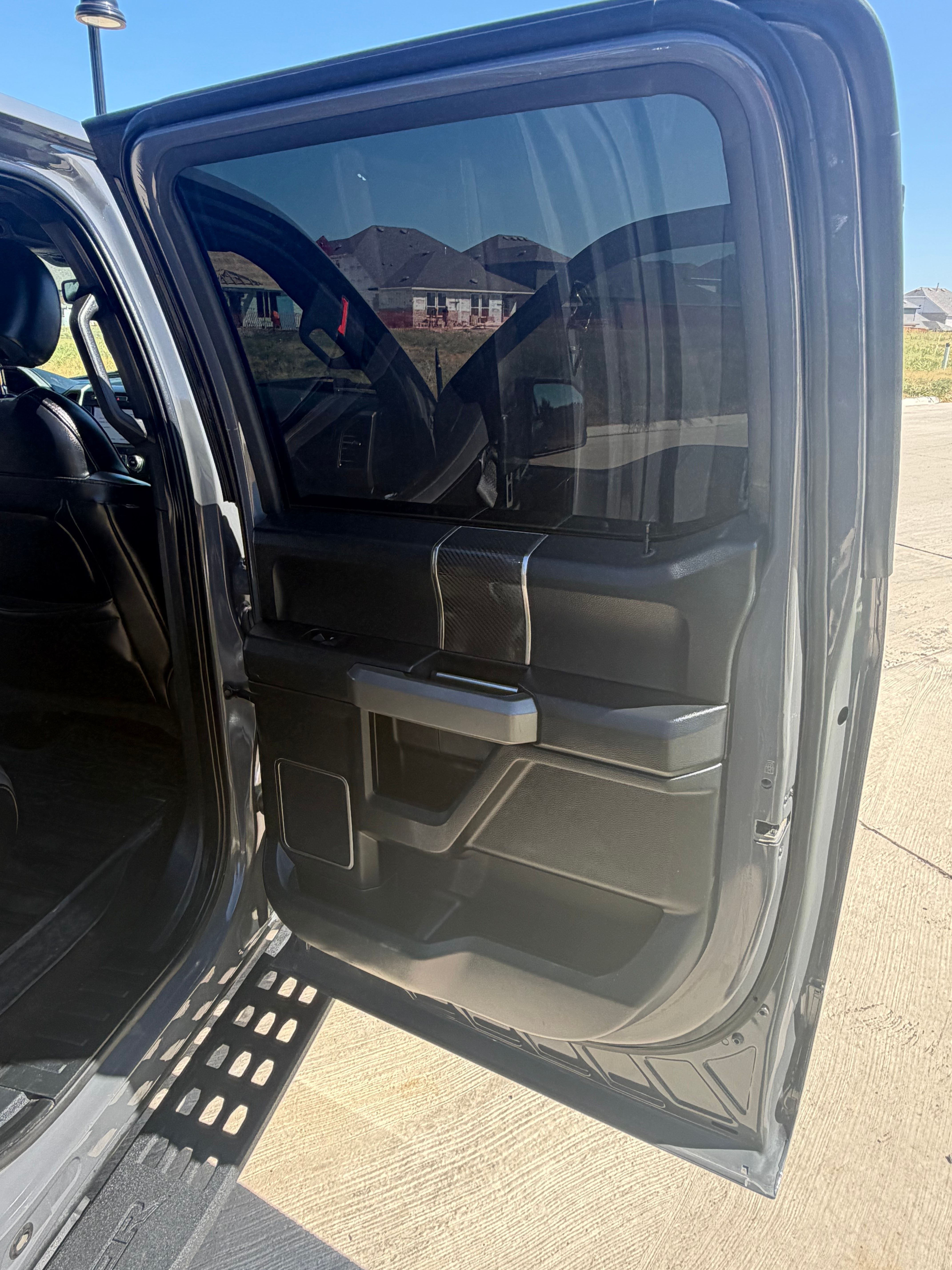 Used 2020 Ford F150 Raptor w/ Equipment Group 802A Luxury AWD/4WD image 23
