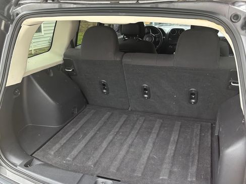 Used 2015 Jeep Patriot Sport w/ Power Value Group image 5