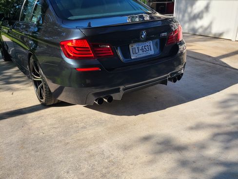 Used 2013 BMW M5 Sedan 4D image 2