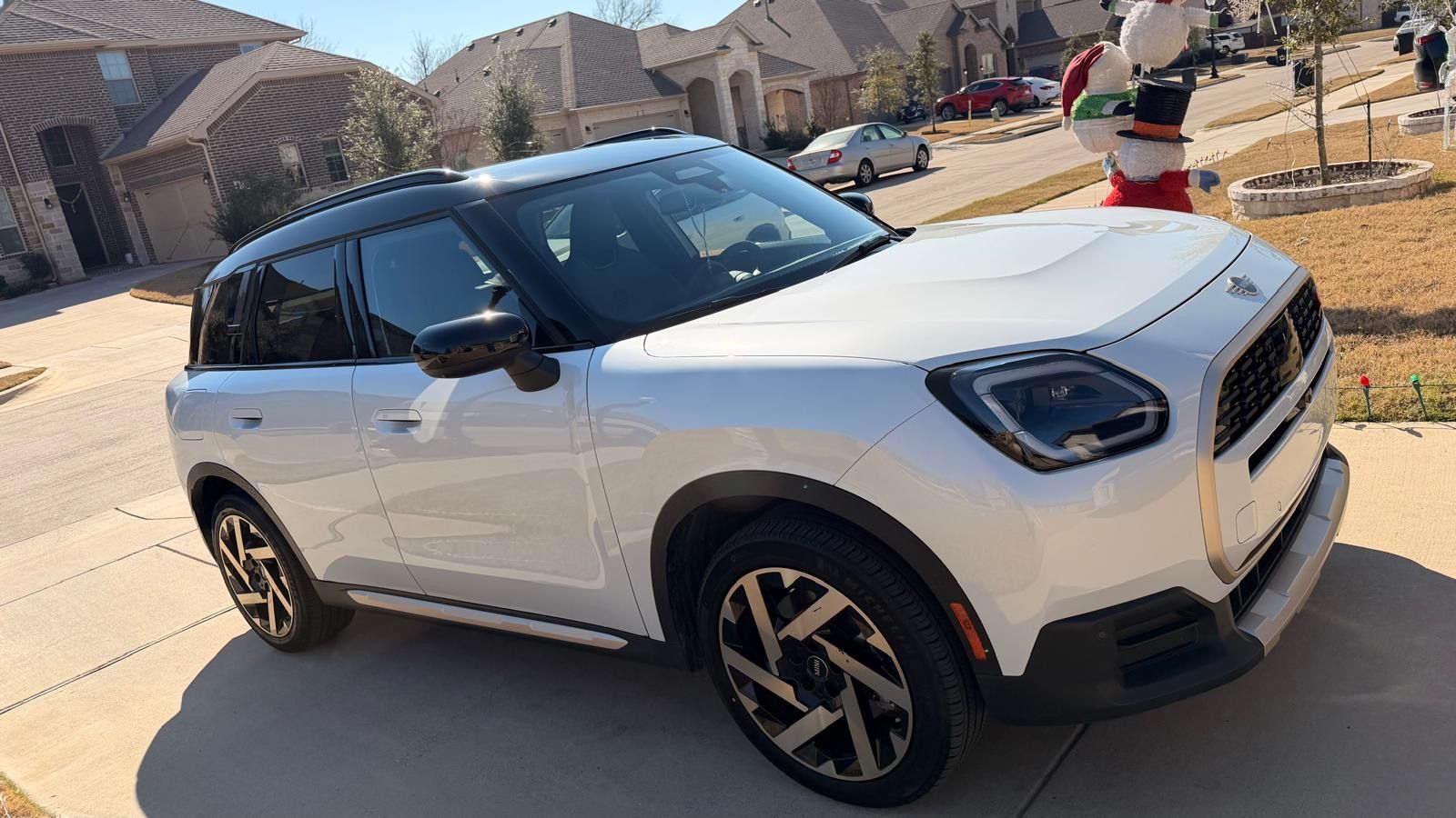 Used 2025 MINI Cooper Countryman S w/ Comfort Package Max AWD/4WD image 2