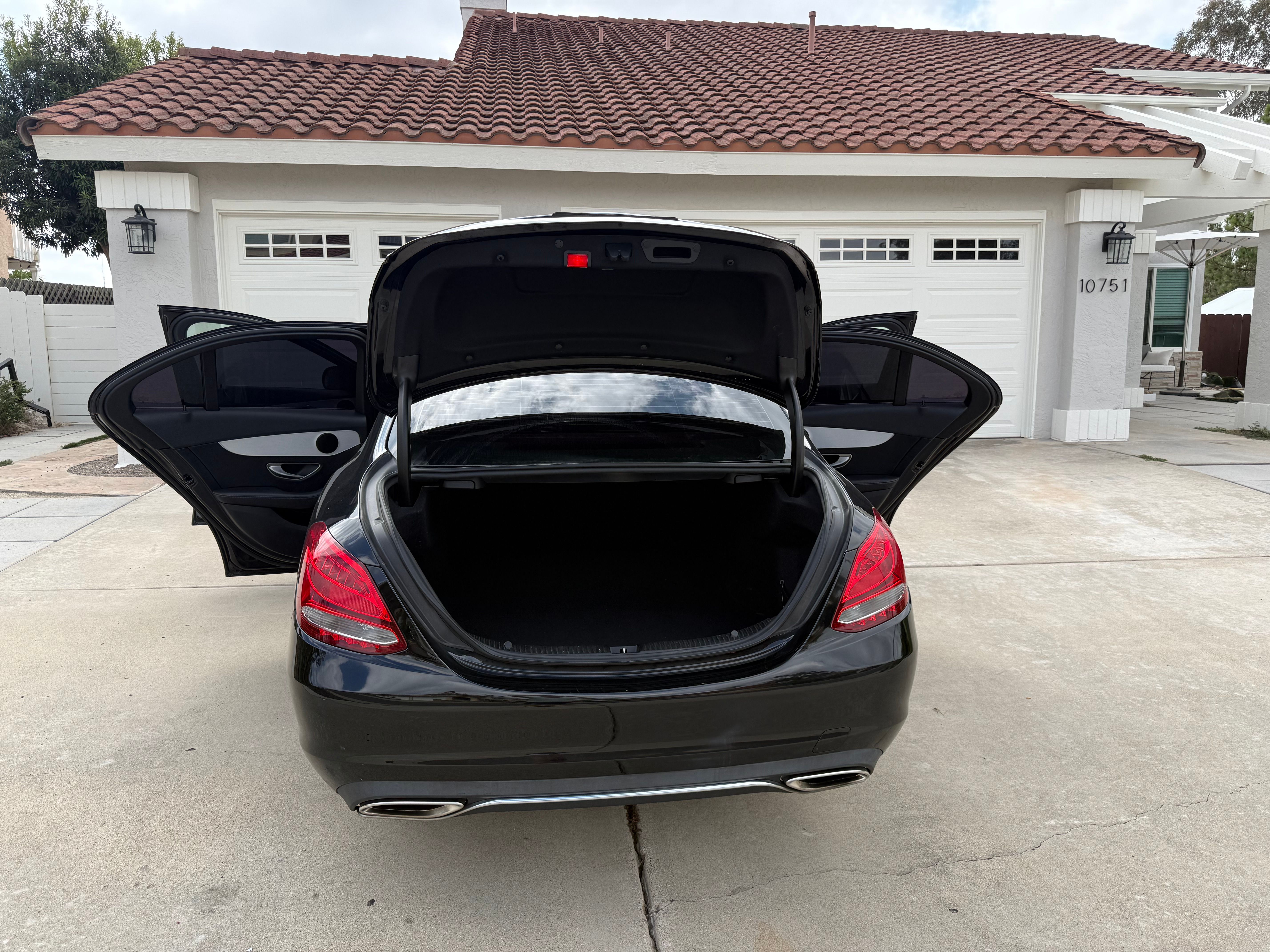 Used 2018 Mercedes-Benz C 300 Sedan image 15