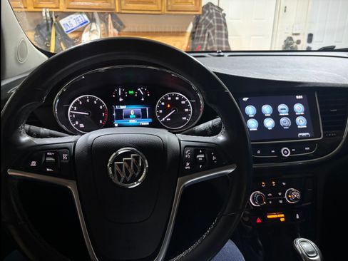 Used 2019 Buick Encore Preferred image 13