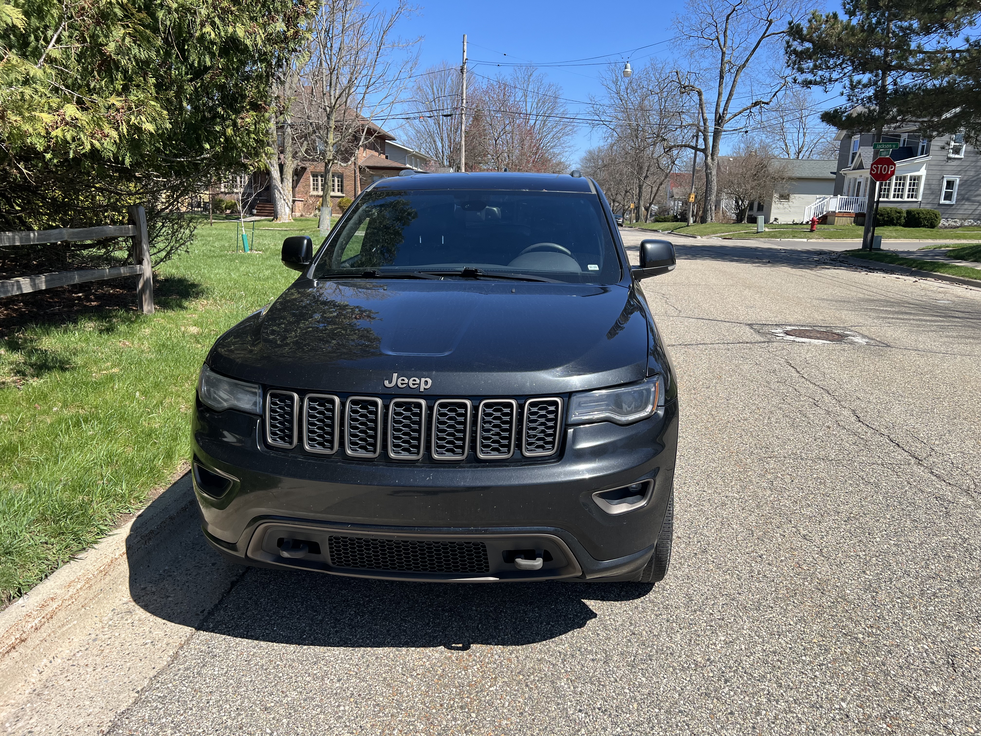 Used 2016 Jeep Grand Cherokee Limited 75th Anniversary AWD/4WD image 2