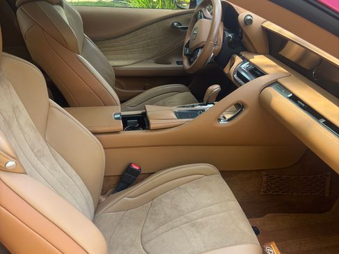 Used 2019 Lexus LC 500 Coupe w/ Sport Package RWD image 9
