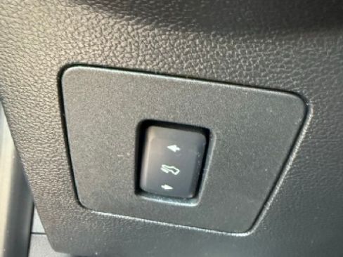 Used 2015 Ford F150 Lariat w/ Equipment Group 502A Luxury image 22