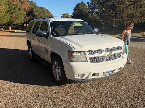 Used 2009 Chevrolet Tahoe LT w/ Texas Edition image 4