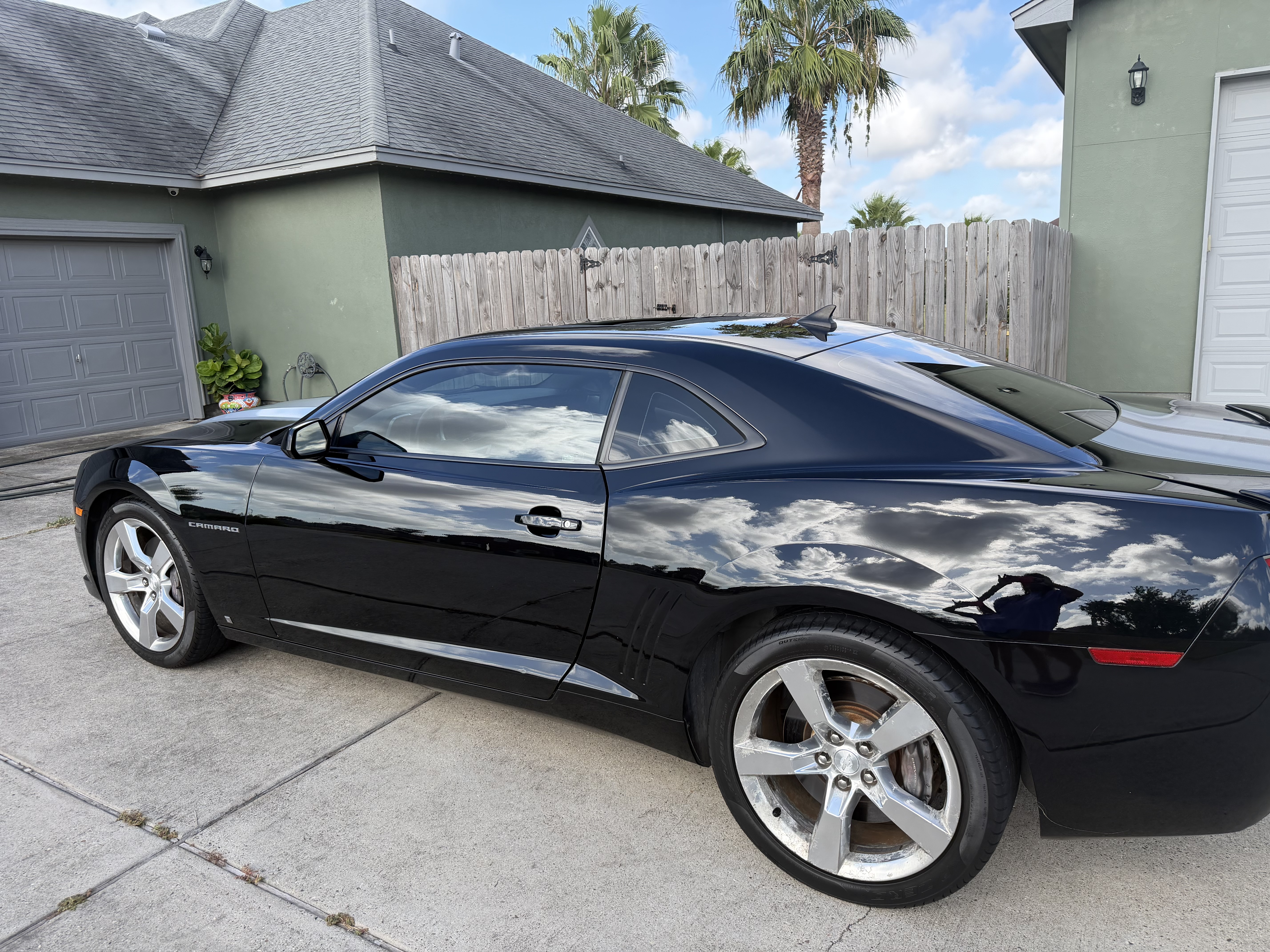 Used 2010 Chevrolet Camaro SS w/ RS Package RWD image 8