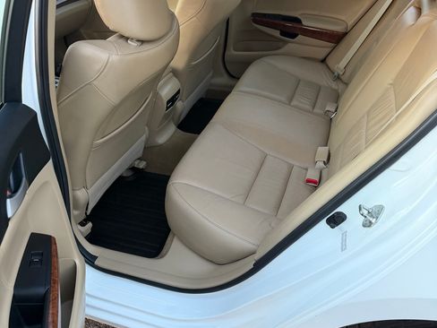 Used 2012 Honda Accord EX-L image 9