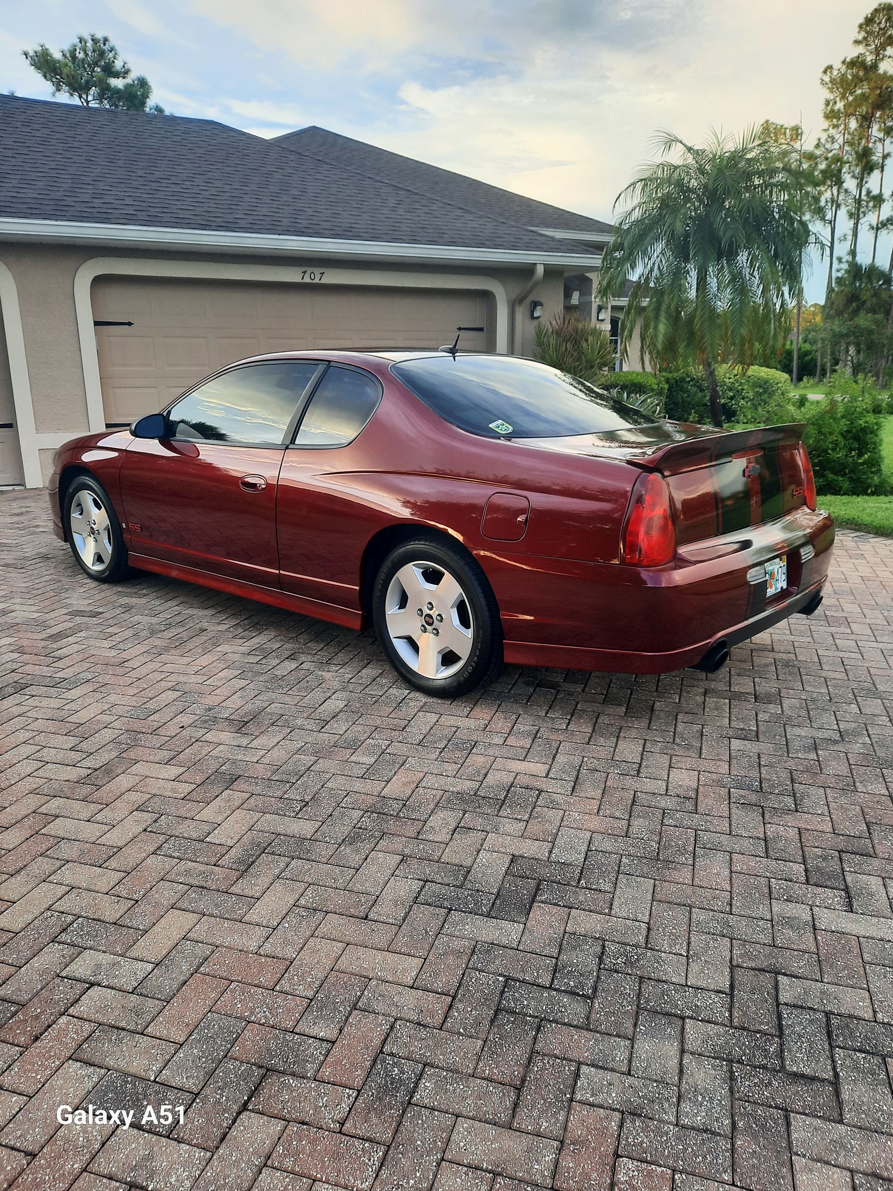 Used 2007 Chevrolet Monte Carlo SS FWD image 2