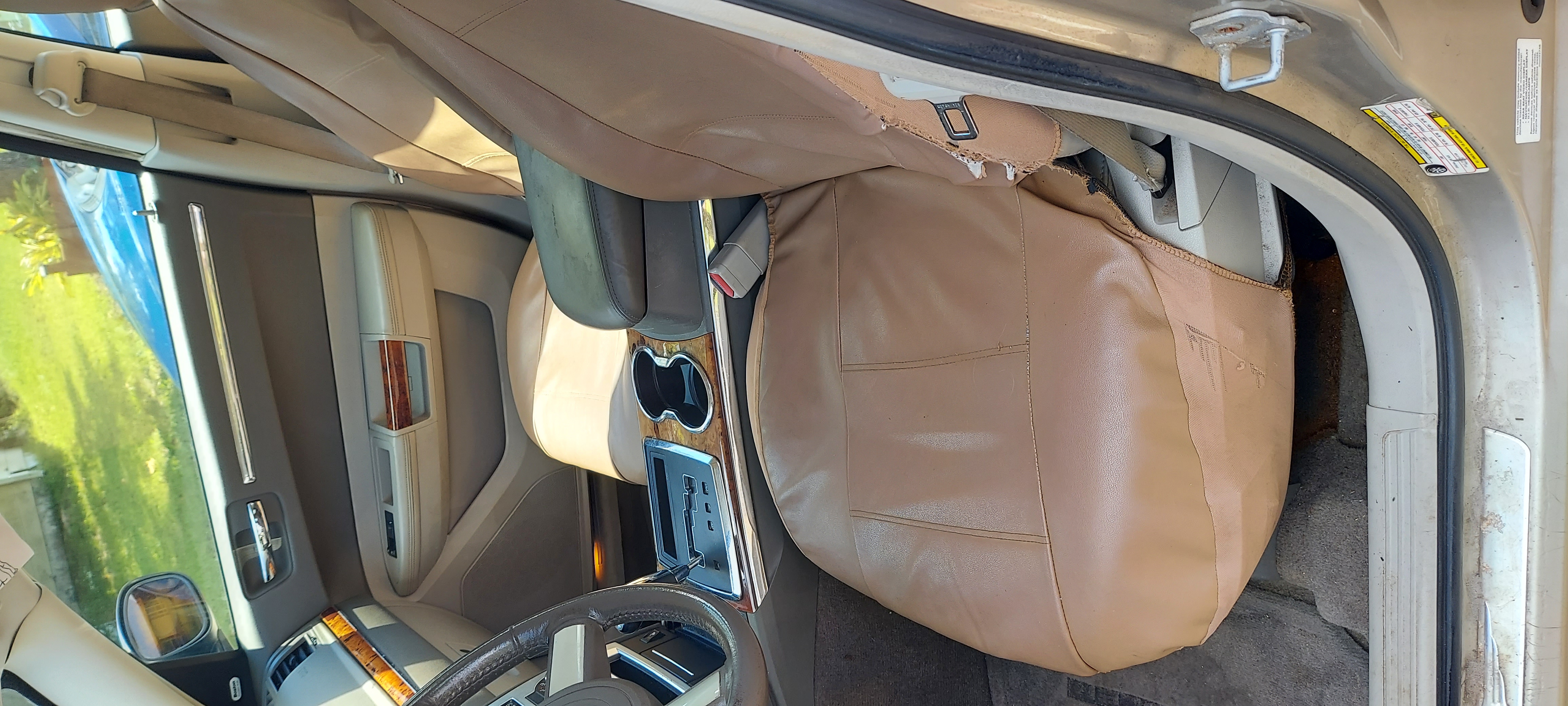 Used 2008 Chrysler 300 C w/ Protection Group II AWD/4WD image 8