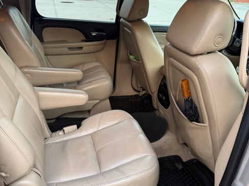 Used 2007 GMC Yukon XL Denali image 17