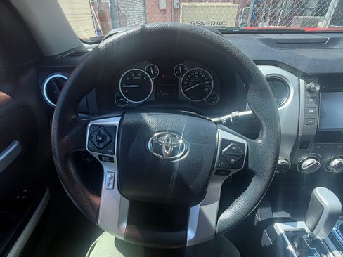 Used 2017 Toyota Tundra SR5 w/ TRD Off Road Package image 10