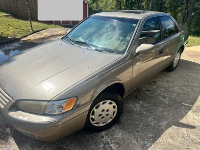 Used 1999 Toyota Camry LE
