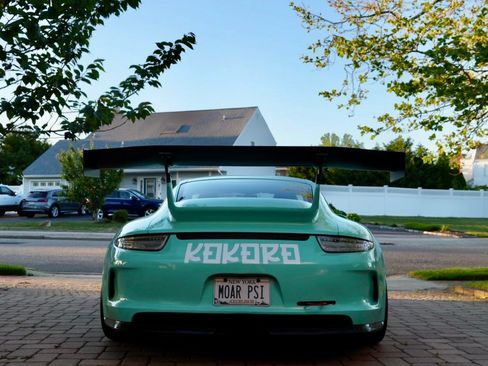 Used 2017 Porsche 911 Carrera 4 AWD/4WD image 8