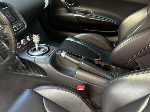 Used 2014 Audi R8 V8 image 11