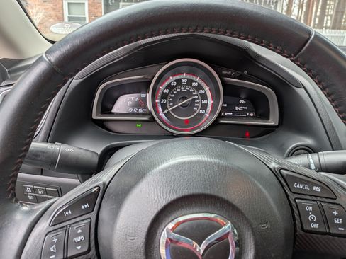 Used 2014 MAZDA MAZDA3 i Grand Touring image 16