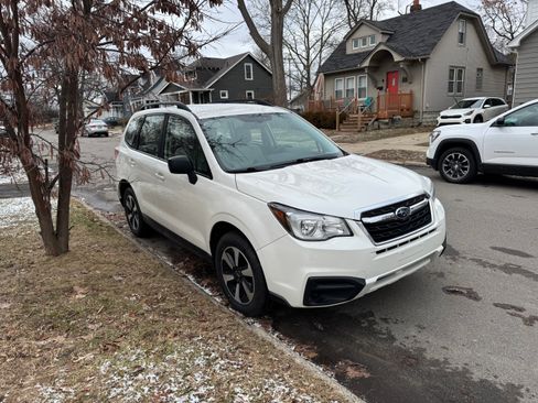 Used 2018 Subaru Forester 2.5i w/ Alloy Wheel Package image 6