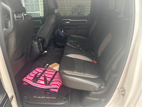 Used 2019 RAM 1500 Big Horn RWD image 13