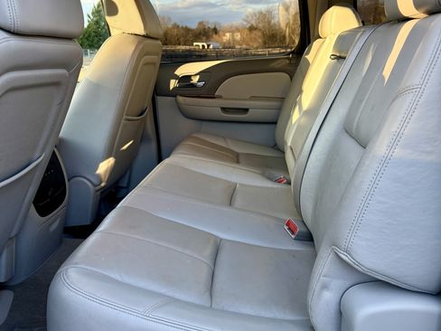 Used 2008 GMC Sierra 3500 SLT w/ Convenience Package image 17