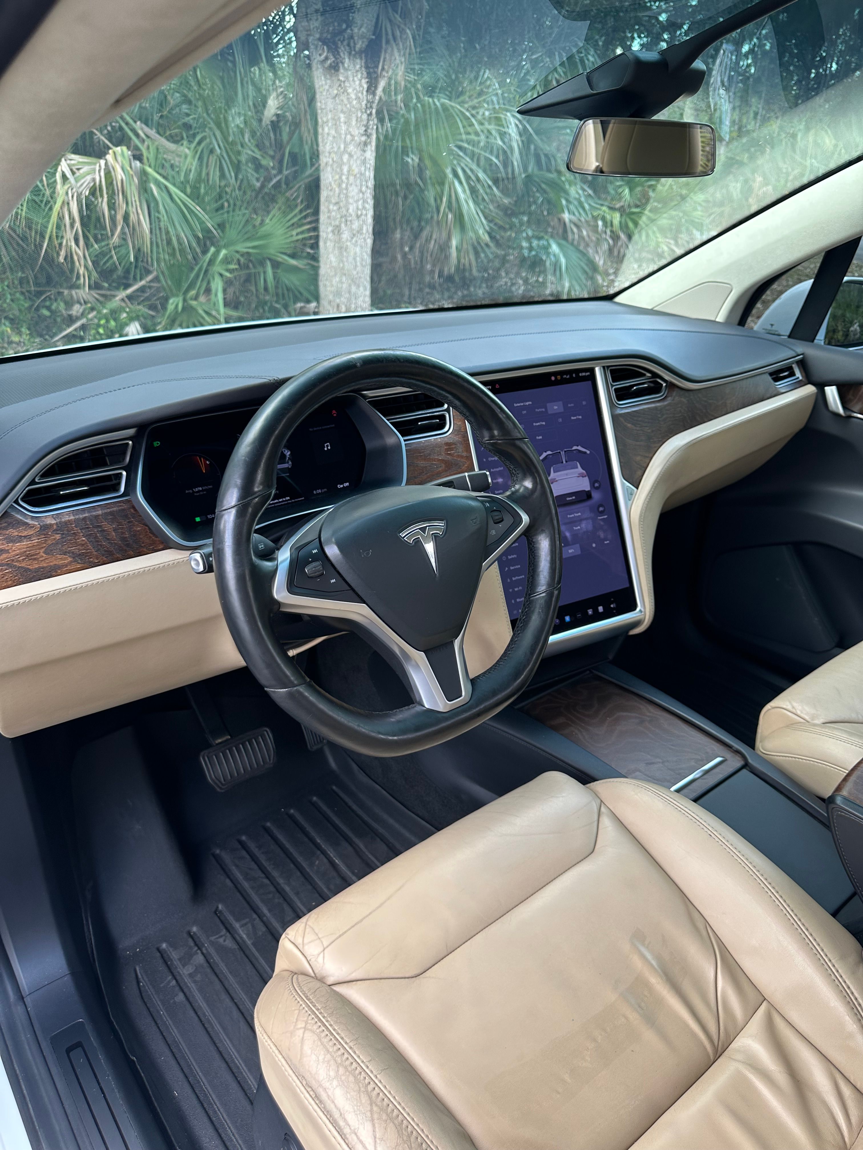 Used 2017 Tesla Model X 100D AWD/4WD image 13