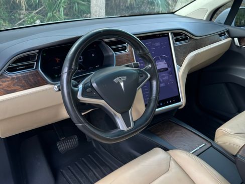 Used 2017 Tesla Model X 100D AWD/4WD image 13