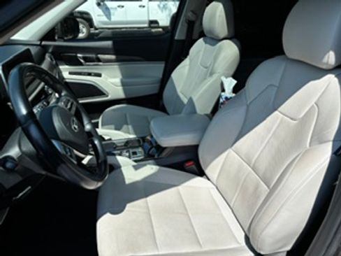 Used 2020 Kia Telluride EX w/ Towing Package FWD image 8
